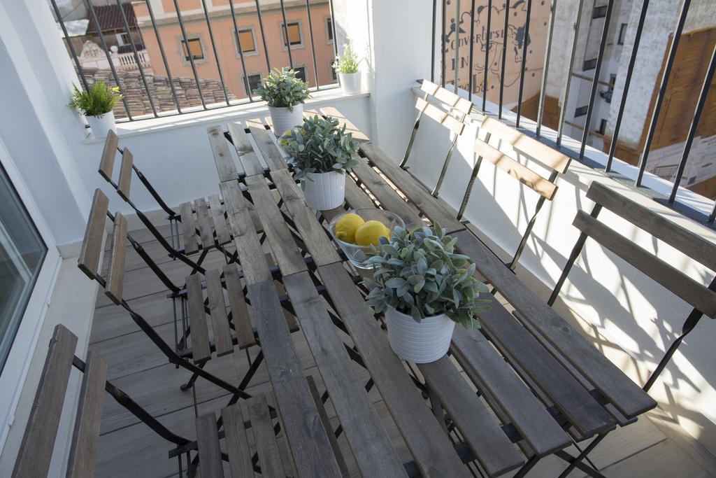 Singularstays Mercado Central Valencia Luaran gambar