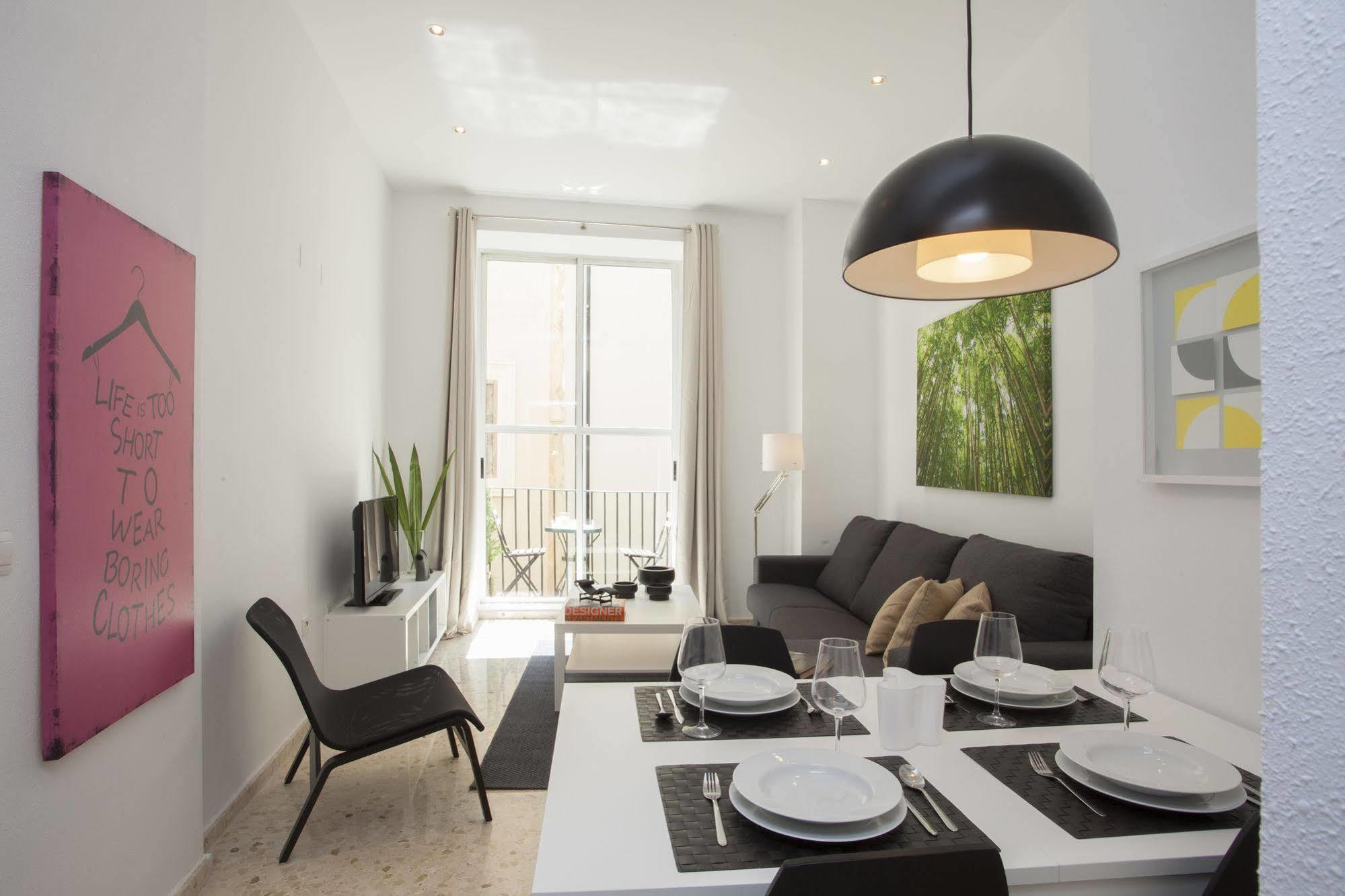 Singularstays Mercado Central Valencia Luaran gambar